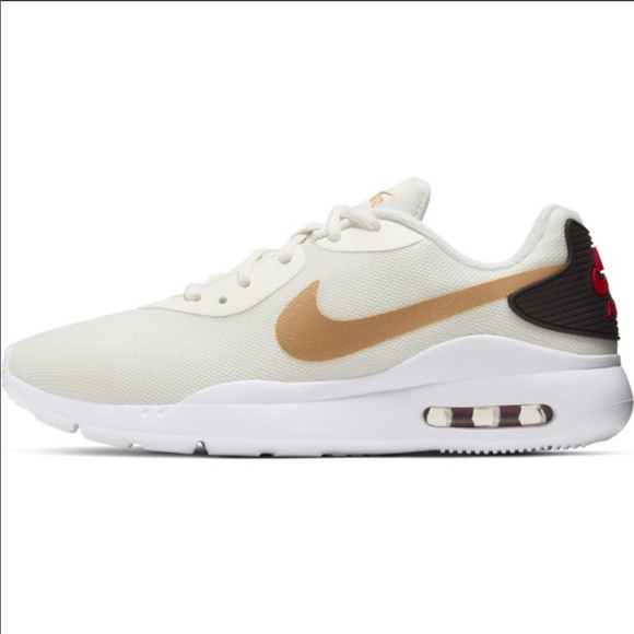 Nike Women's Air Max Oketo - Picture 5 of 8